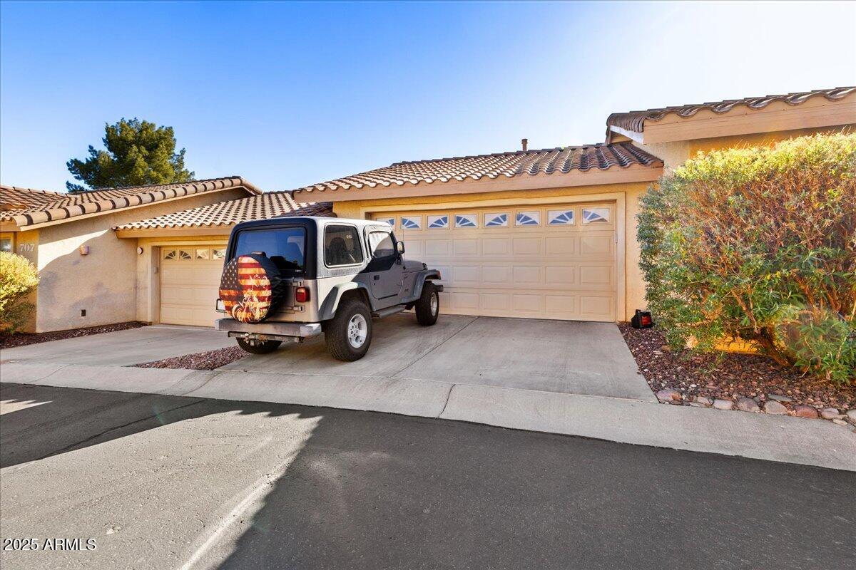 SKYLINE ESTATES - Residential