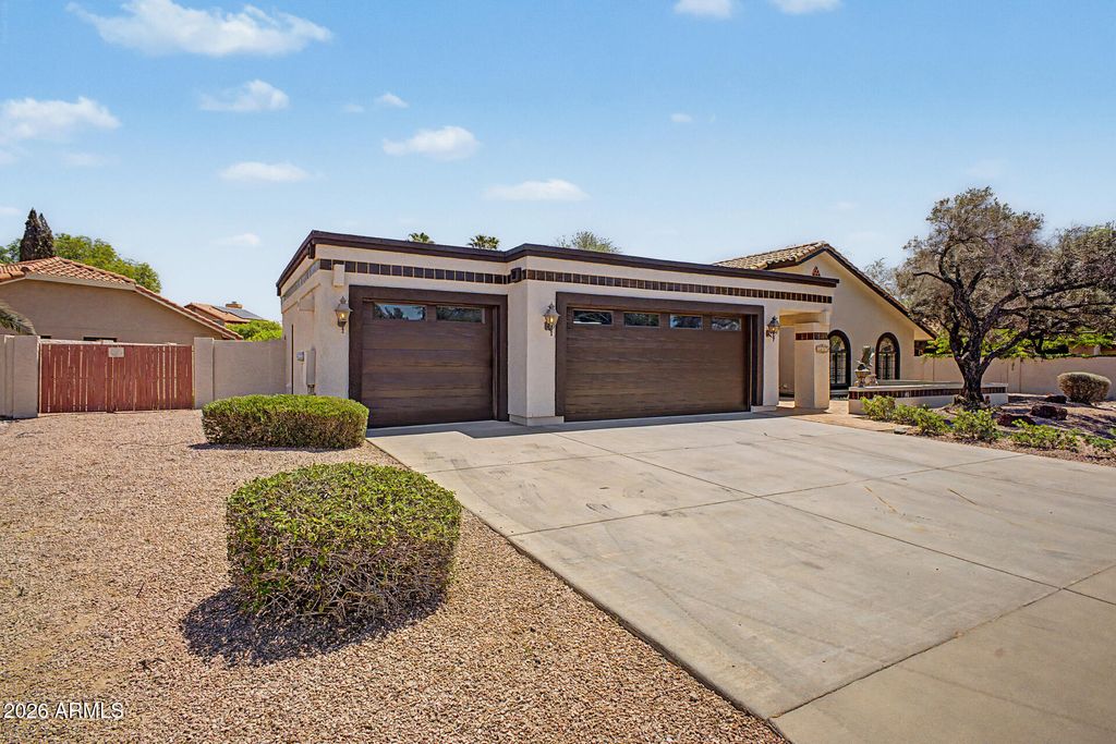Photo of 1437 N Silverton Street, Mesa, AZ 85203 (MLS # 7023132)