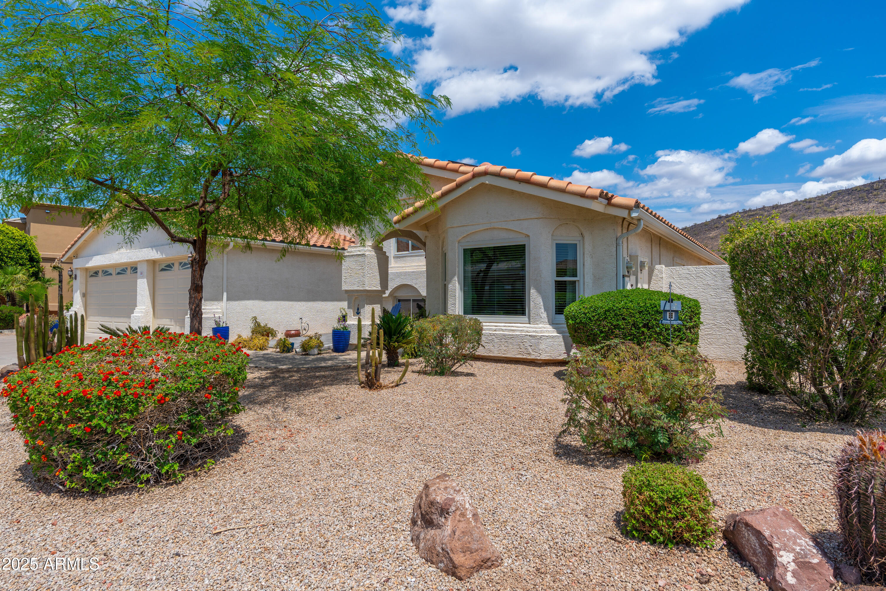 5510 W ARROWHEAD LAKES Drive