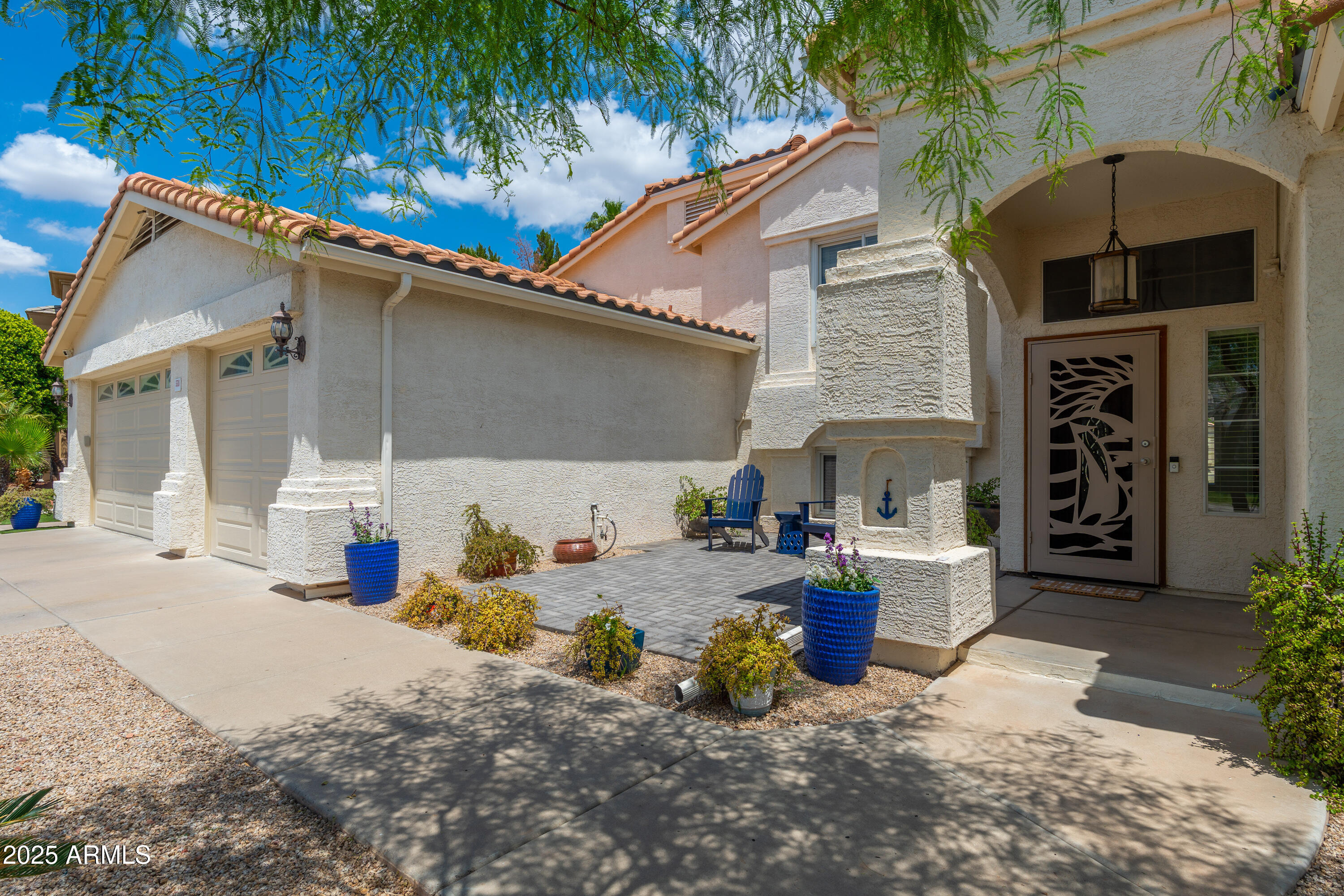 5510 W ARROWHEAD LAKES Drive