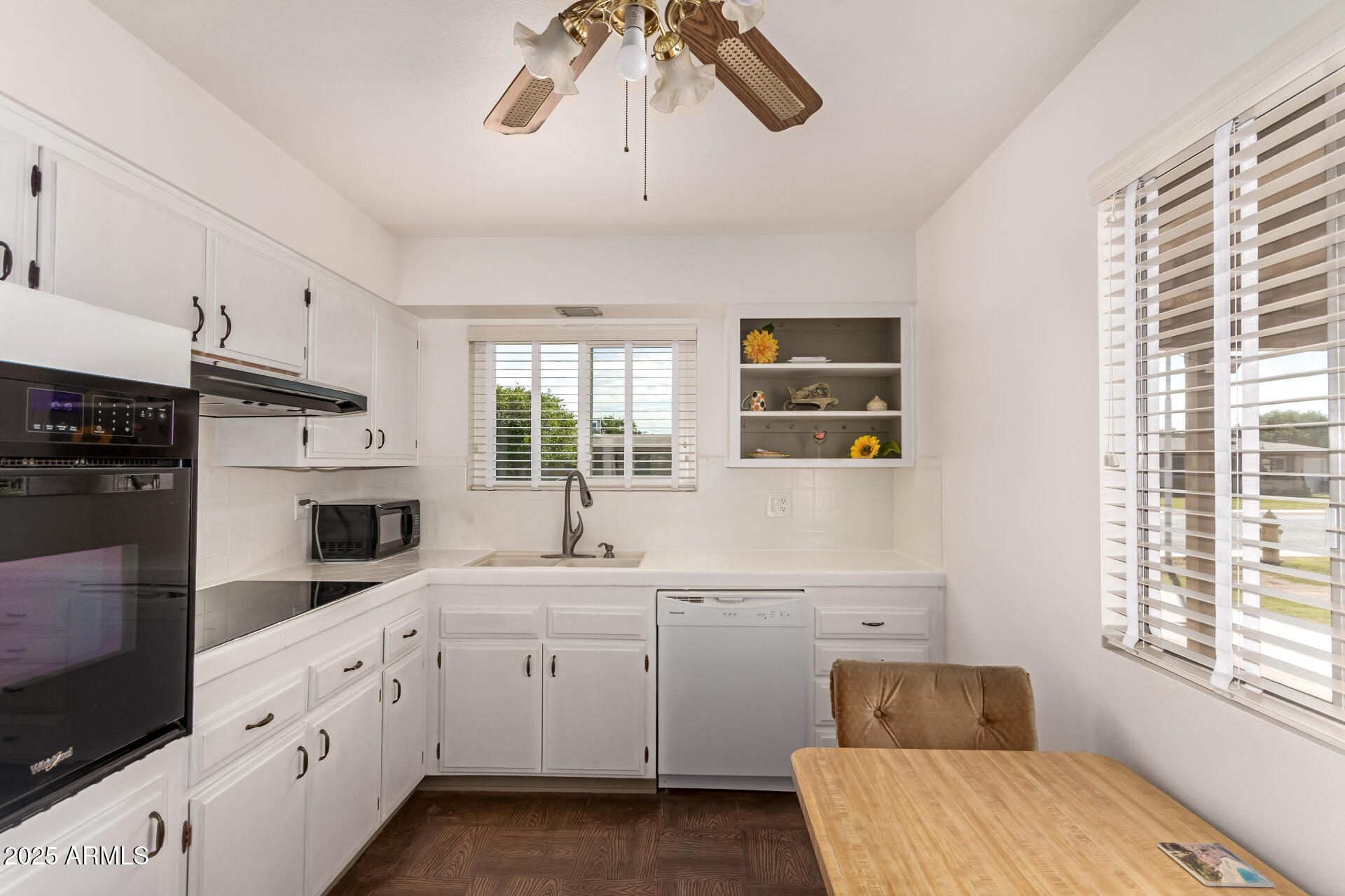 11054 N coggins Drive