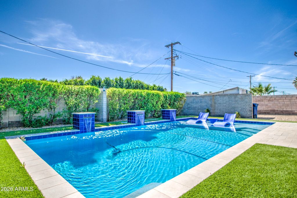 Photo of 1203 W Elna Rae Street, Tempe, AZ 85281 (MLS # 6990983)