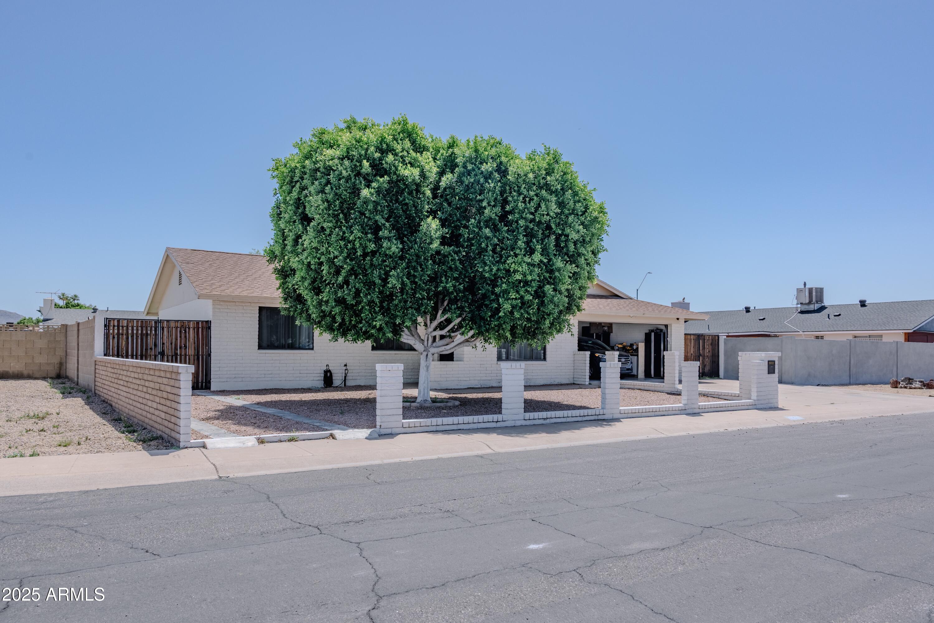 10609 N 32nd Circle