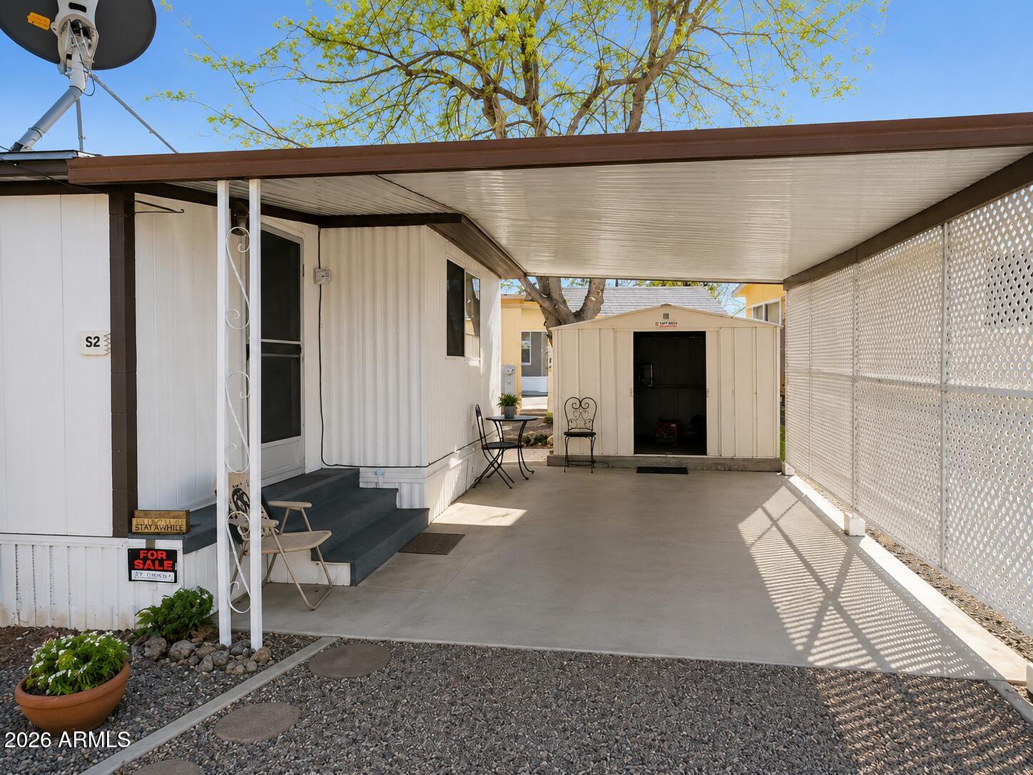 550 PALM Drive 52