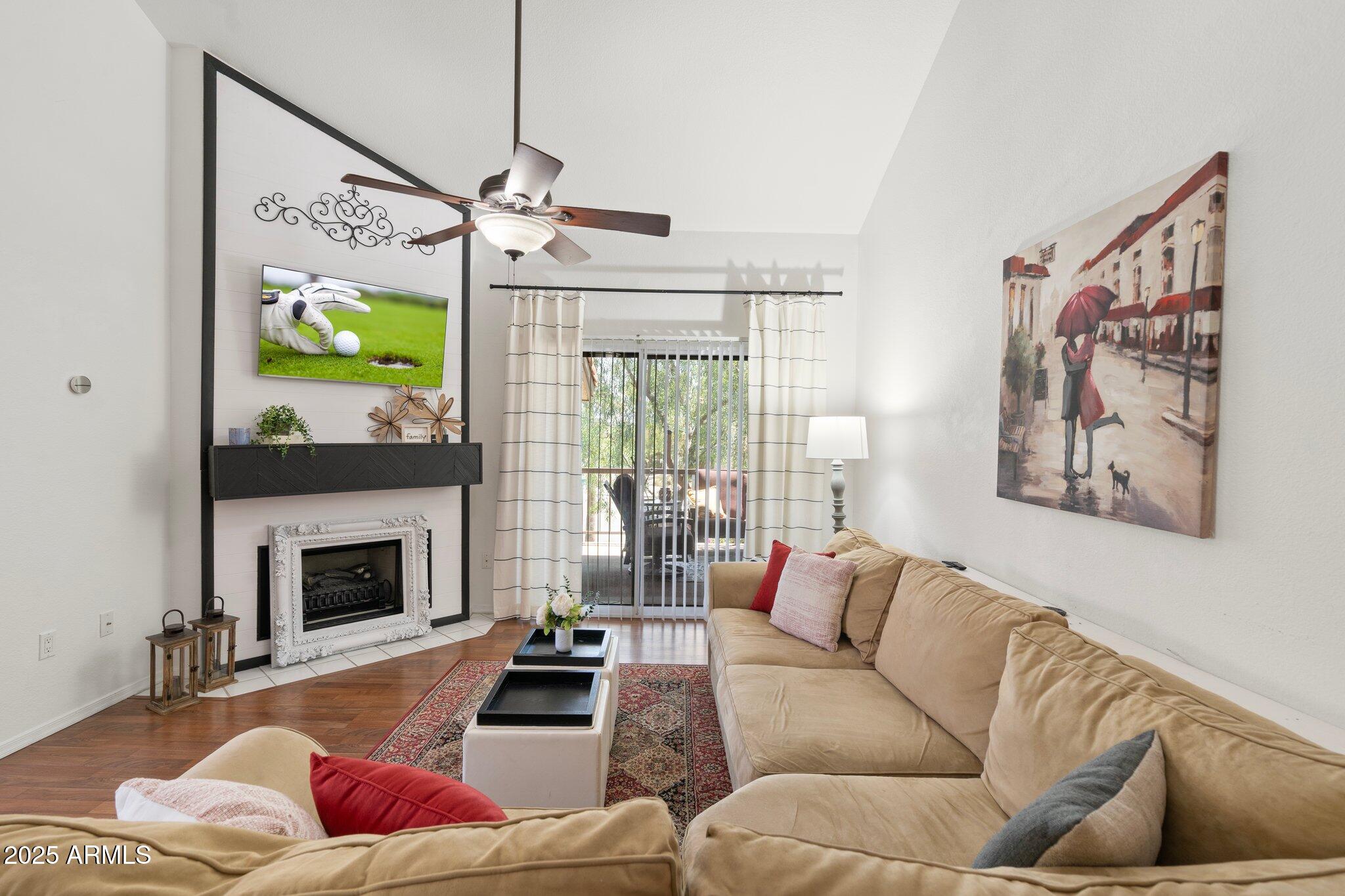 9450 N 95TH Street N 220