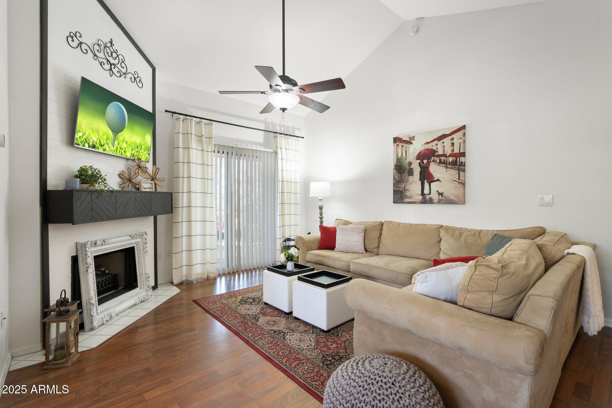 9450 N 95TH Street N 220