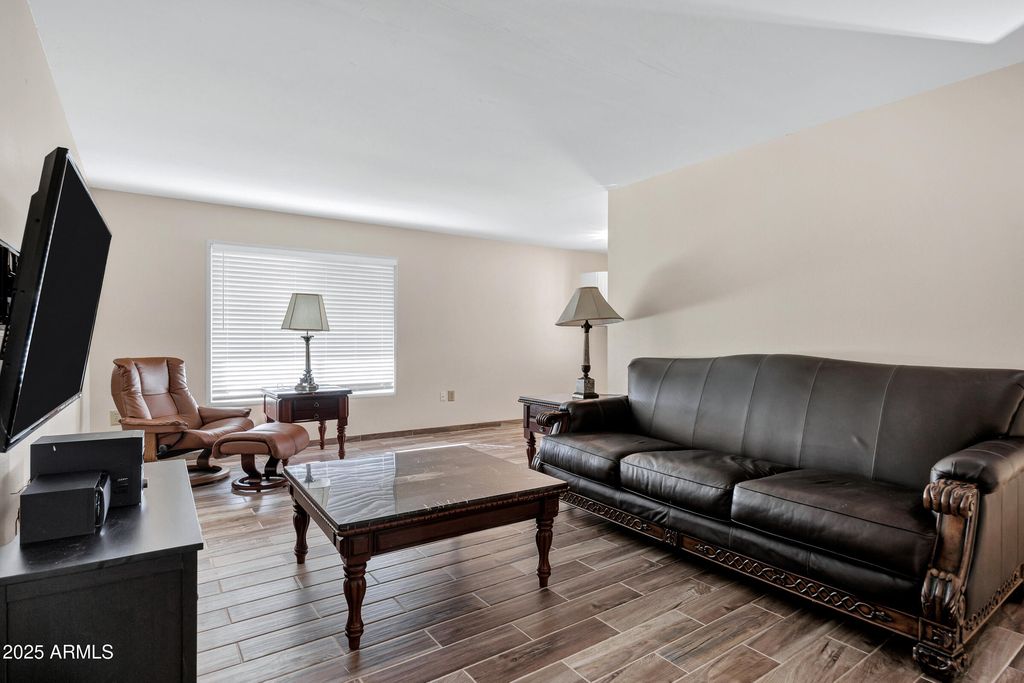 Photo of 13621 N 98th Avenue #H, Sun City, AZ 85351 (MLS # 6943610)