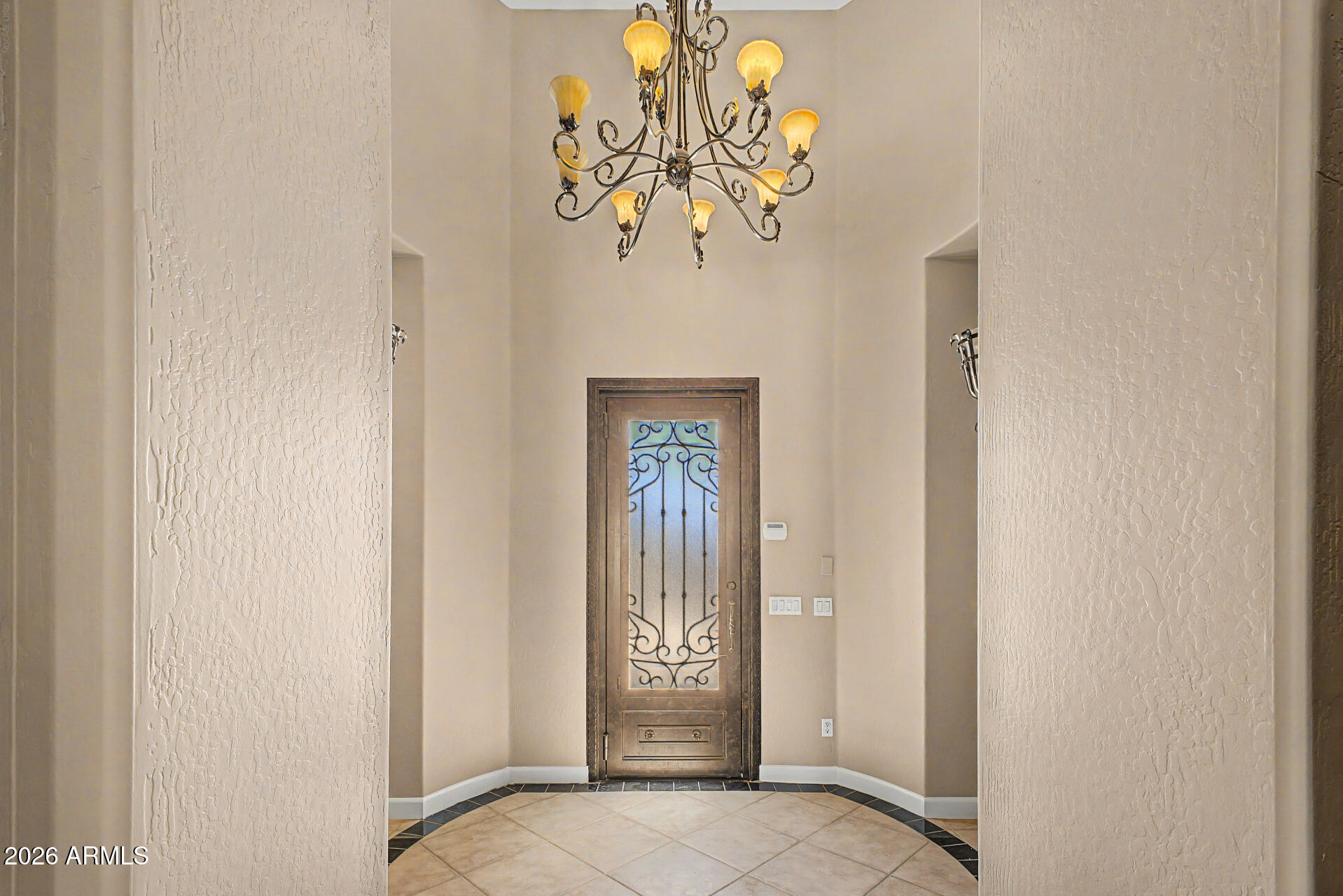 4046 N SILVER RIDGE Circle