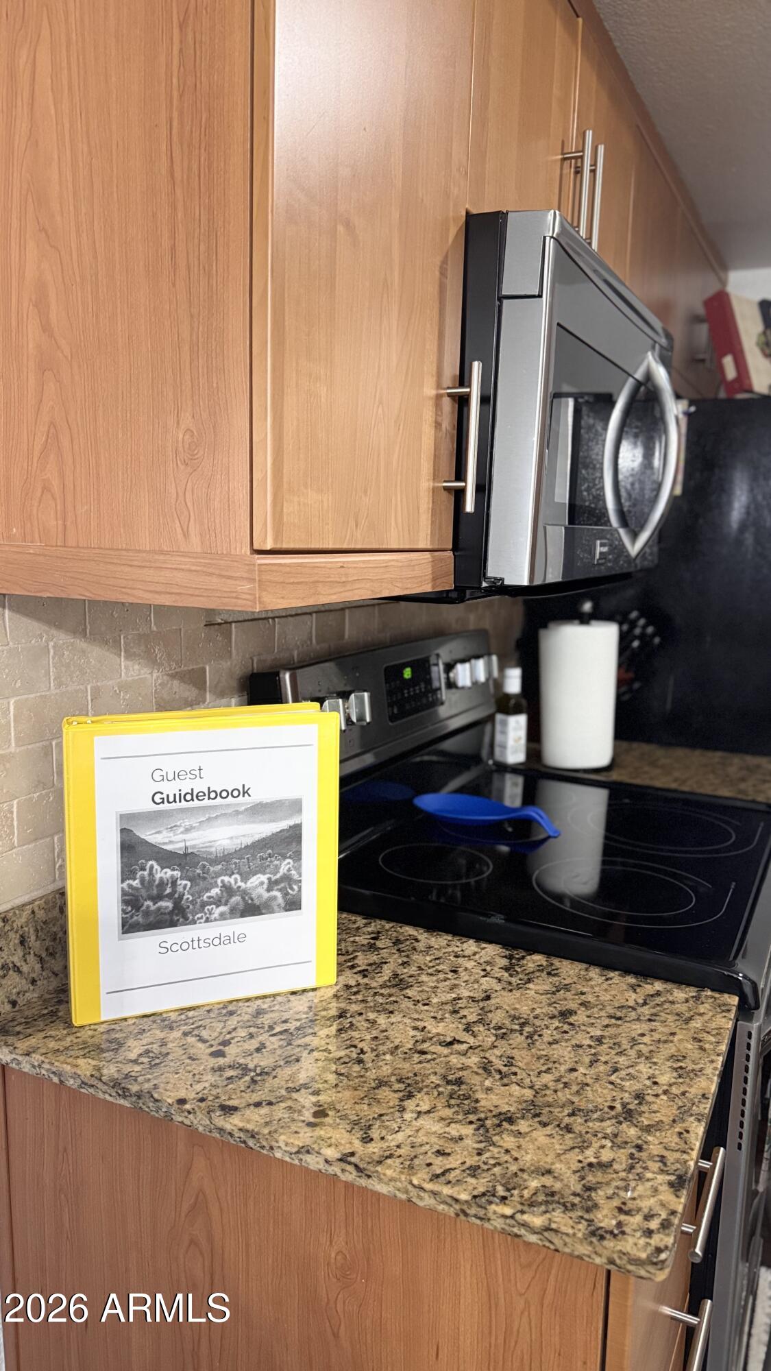 7350 N VIA PASEO DEL SUR -- O202