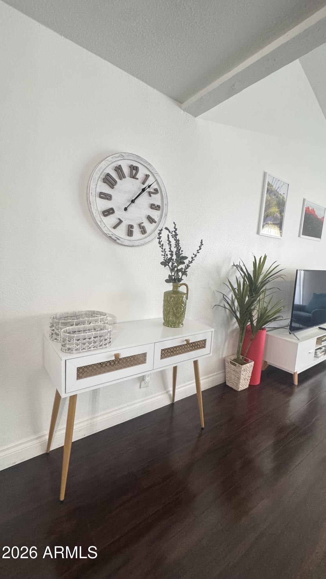 7350 N VIA PASEO DEL SUR -- O202