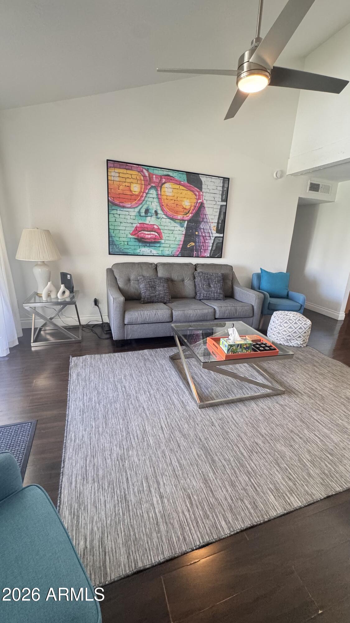 7350 N VIA PASEO DEL SUR -- O202