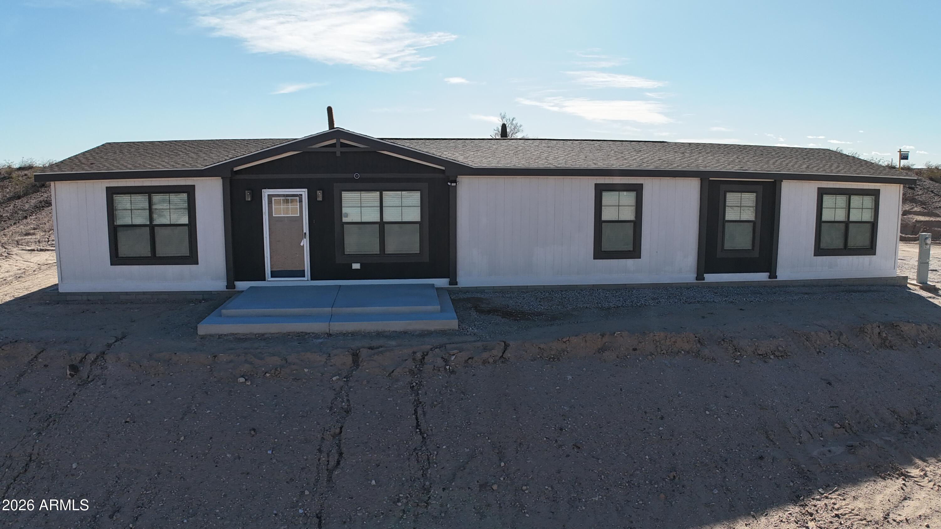 33013 W Cambridge Avenue