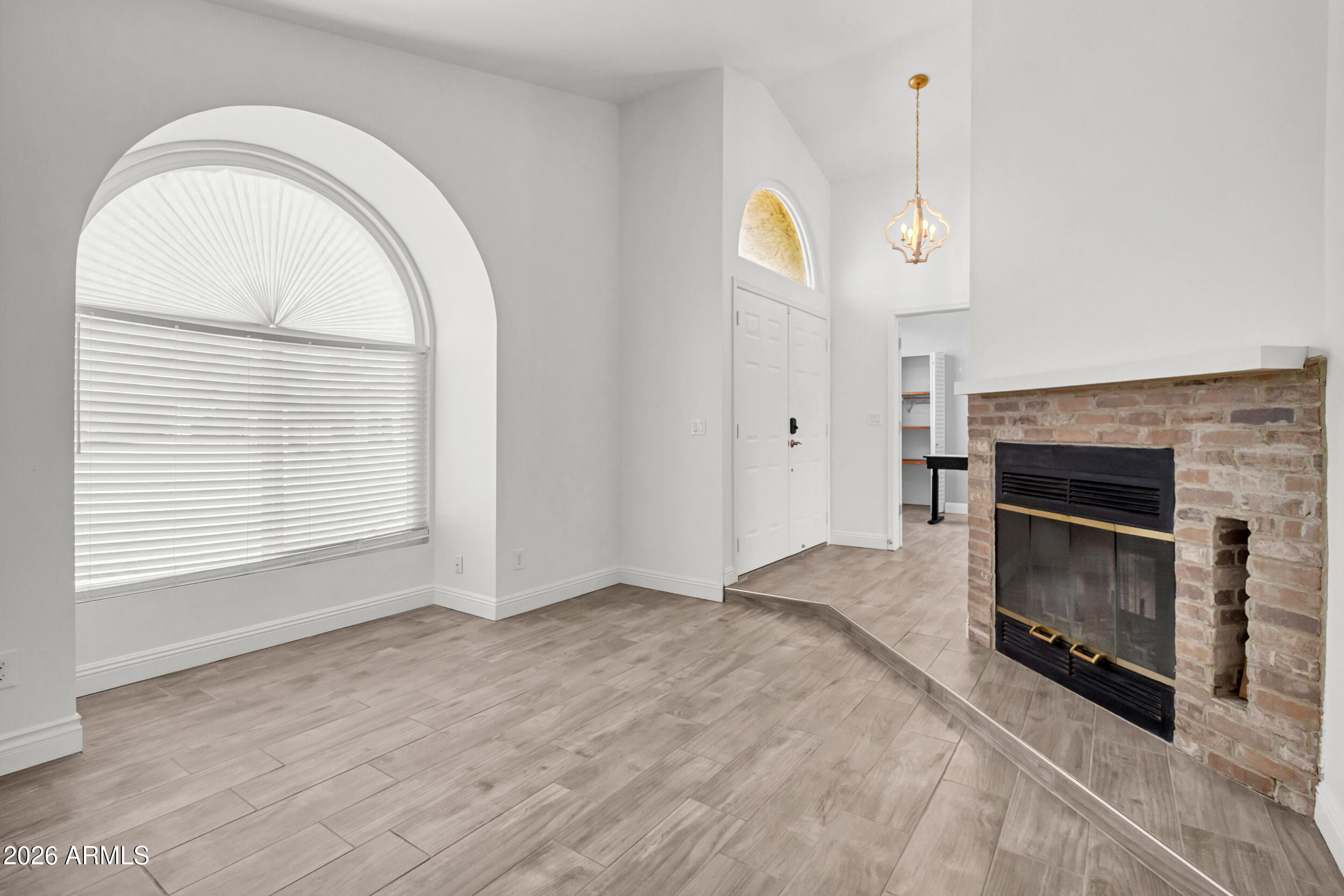 3945 E SALINAS Street