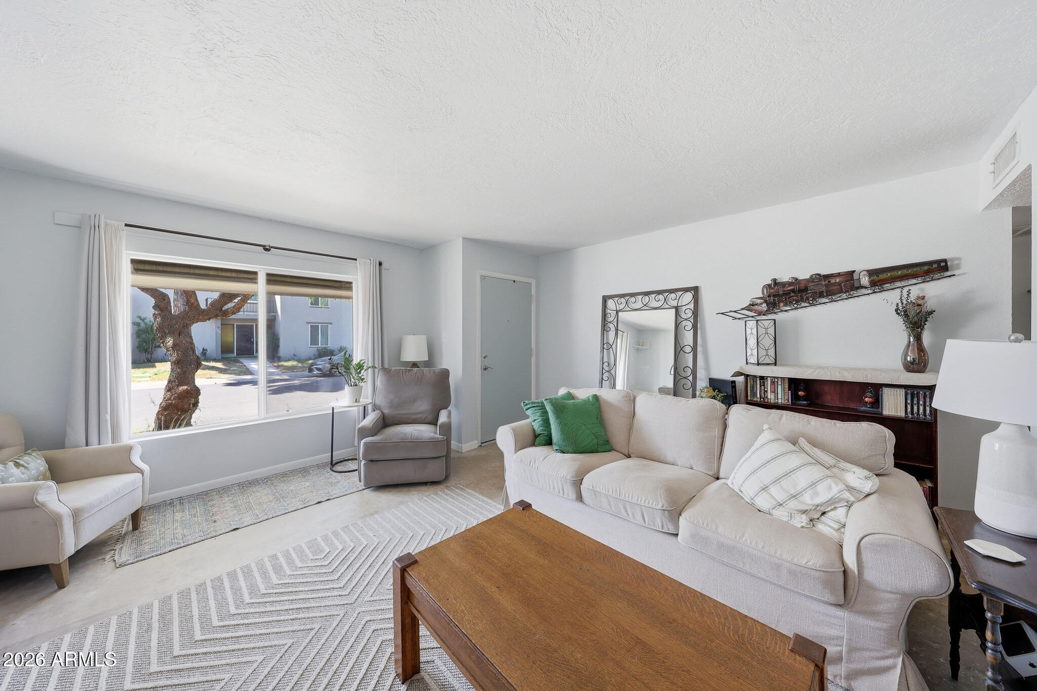 8334 E Valley Vista Drive