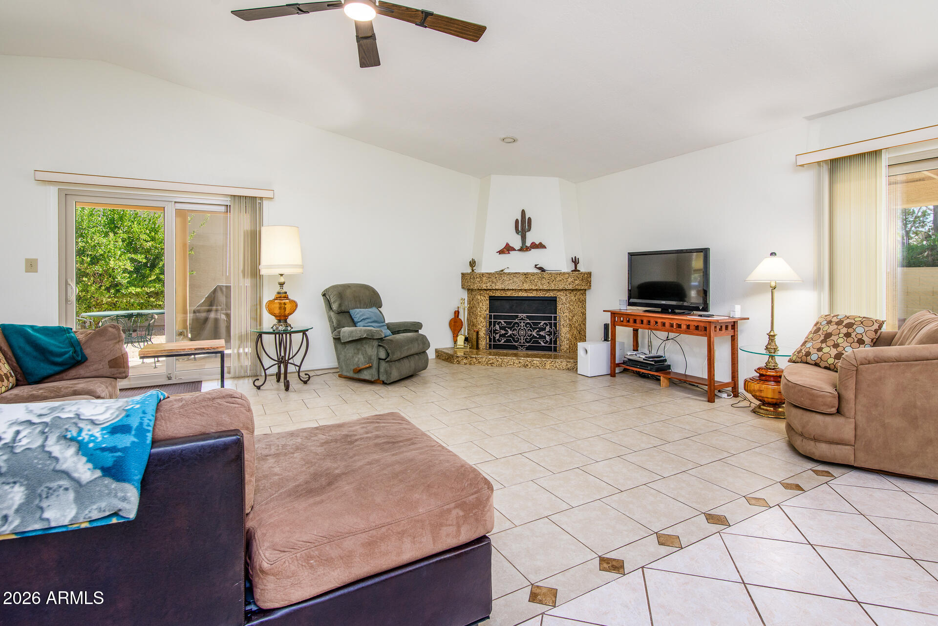 25821 S NEW TOWN Drive