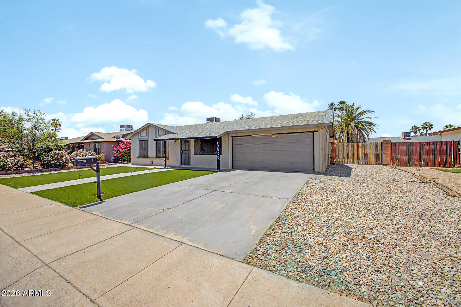 9822 N 47TH Drive