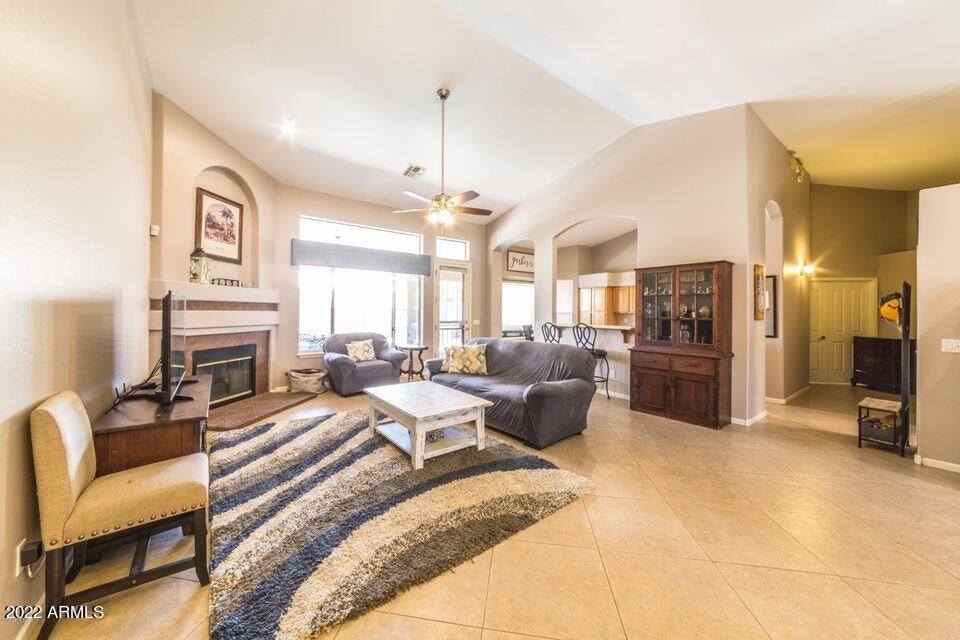 13352 W ALVARADO Drive