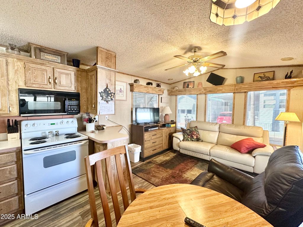 Photo of 930 S Nickel Drive, Apache Junction, AZ 85119 (MLS # 6961932)