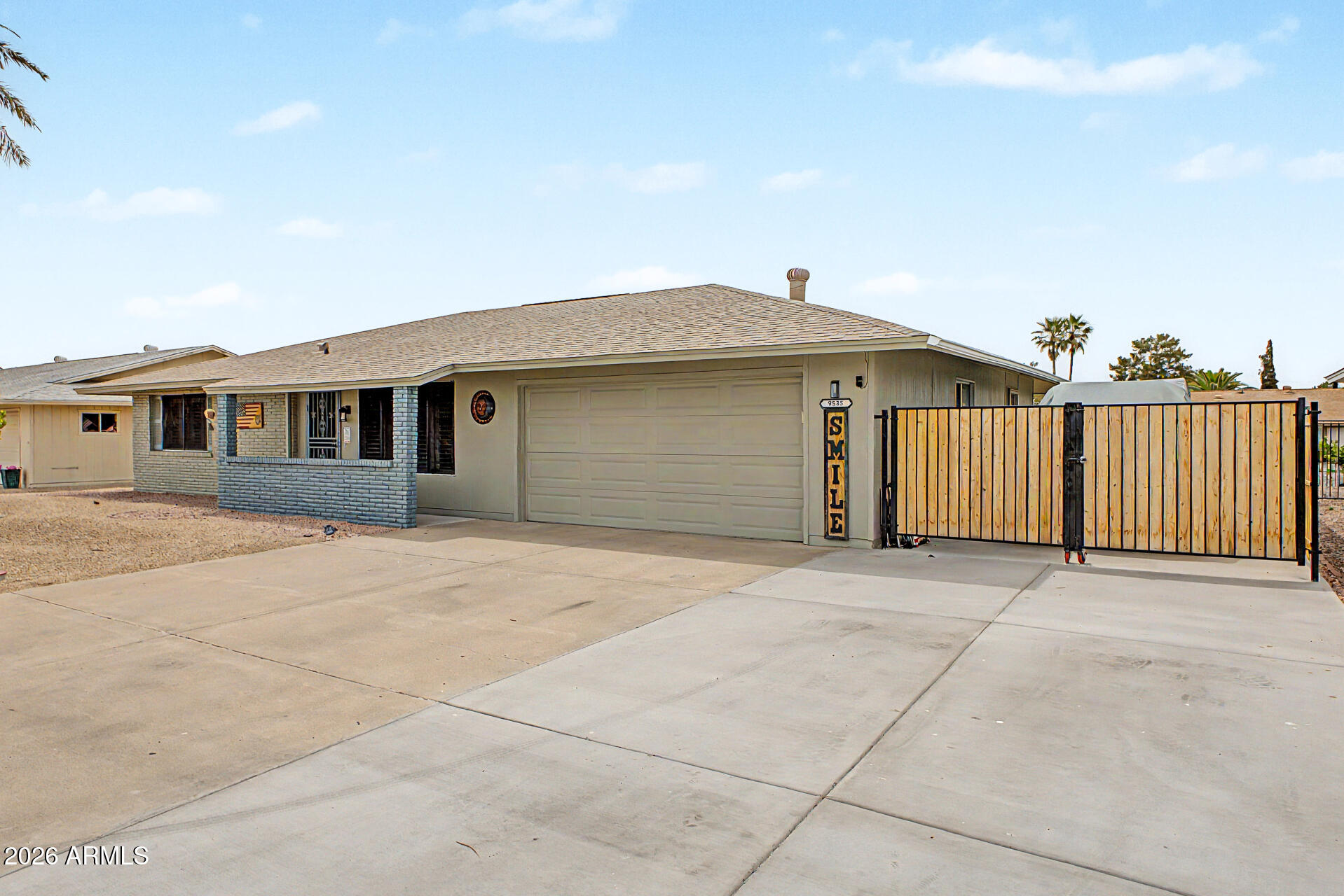 9535 W WILLOWBROOK Drive