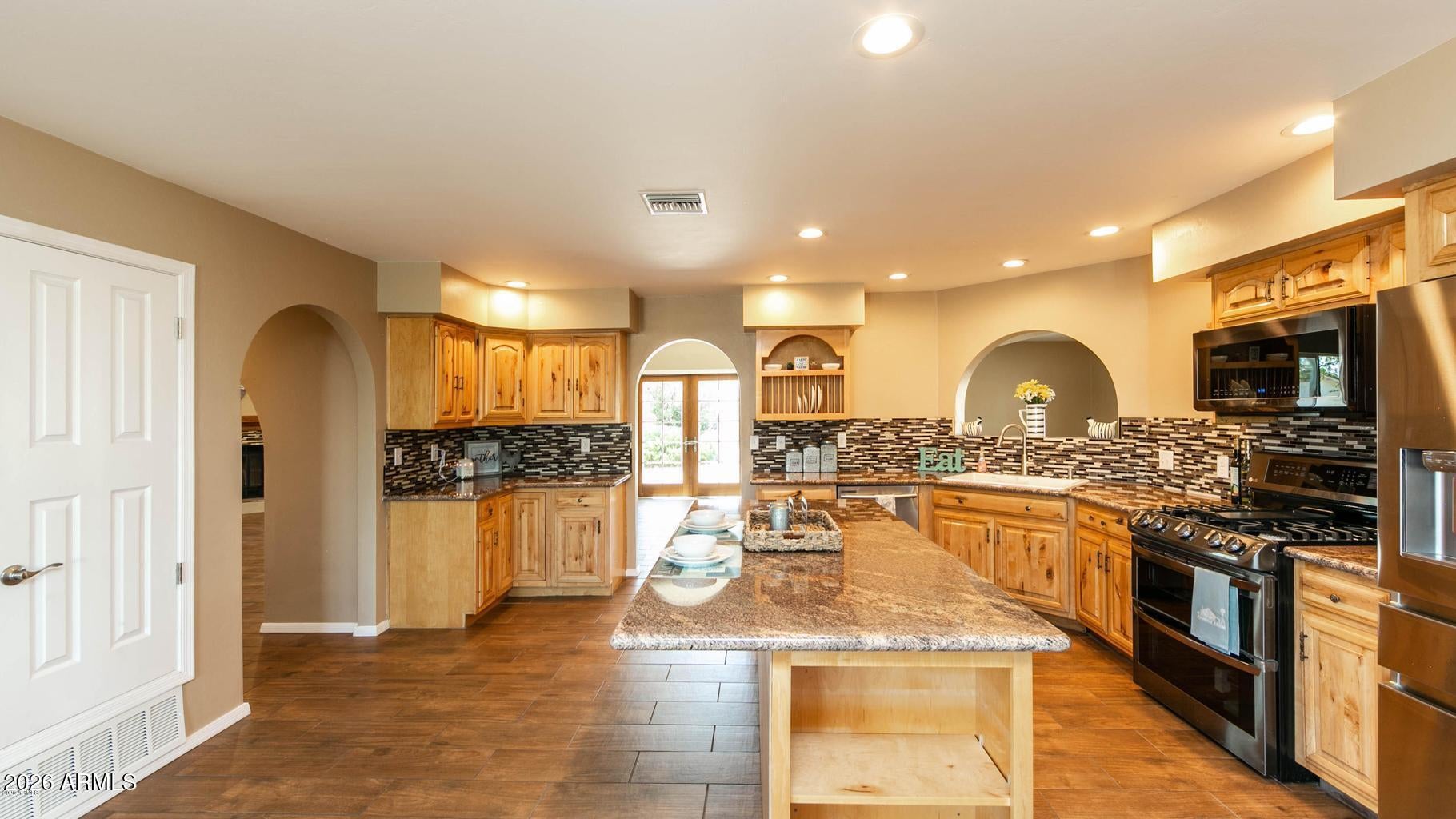 1648 PICCADILLY Drive