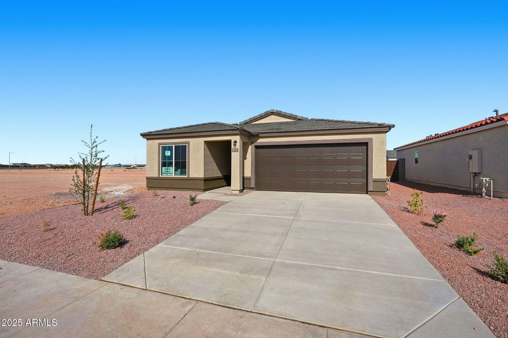 Photo of 1324 W Aztec Drive, Coolidge, AZ 85128 (MLS # 6933344)