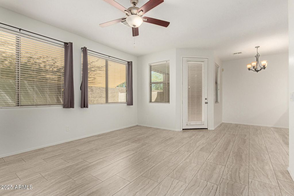 Photo of 1886 E Don Carlos Avenue #106, Tempe, AZ 85281 (MLS # 6918487)