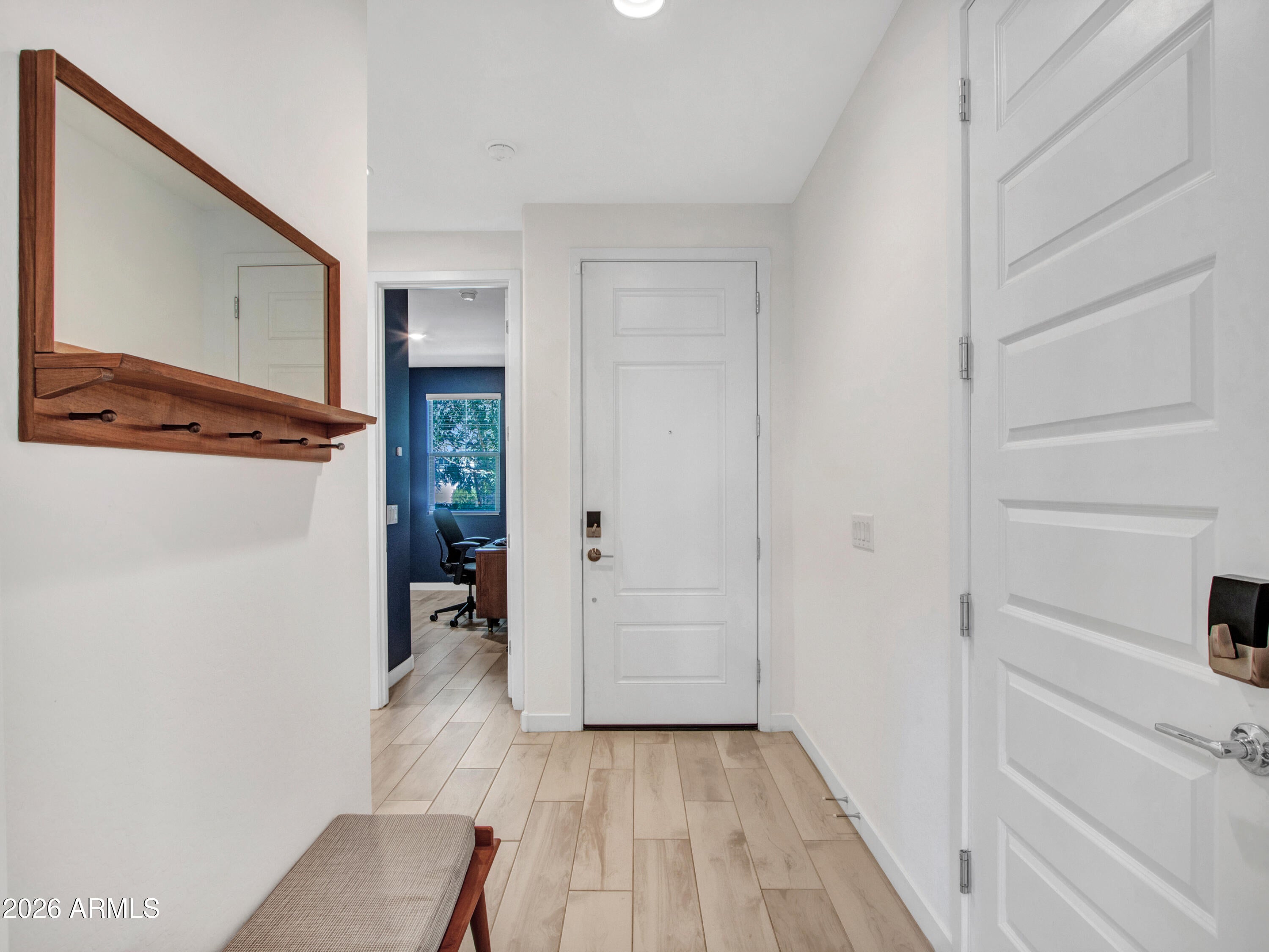16819 W ECHO Lane