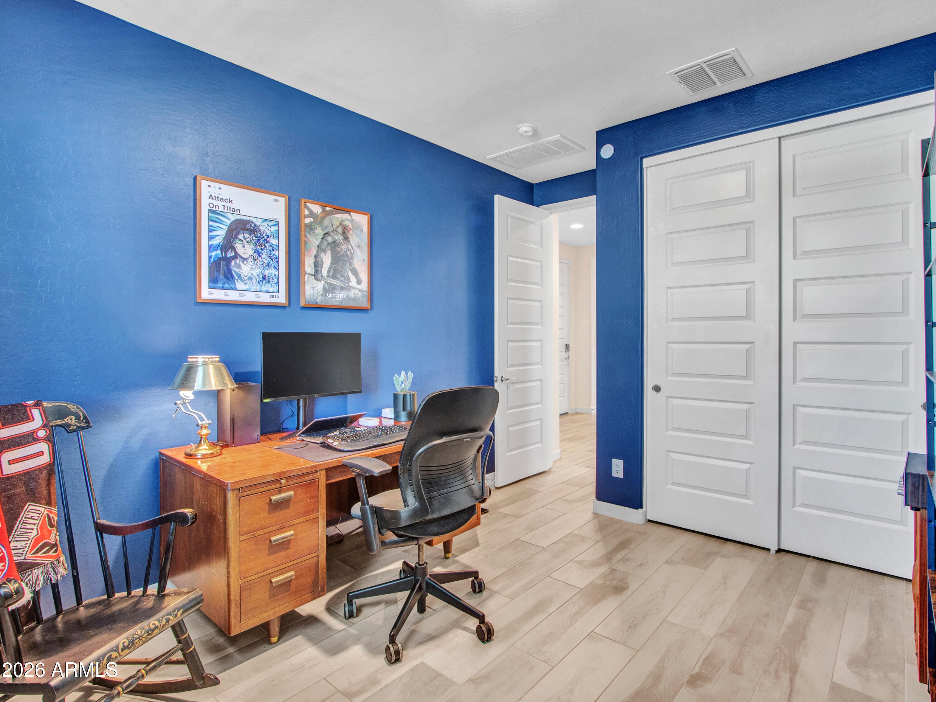 16819 W ECHO Lane
