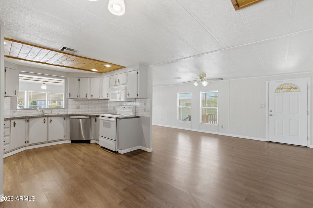 Photo of 4065 E University Drive #384, Mesa, AZ 85205 (MLS # 7037450)
