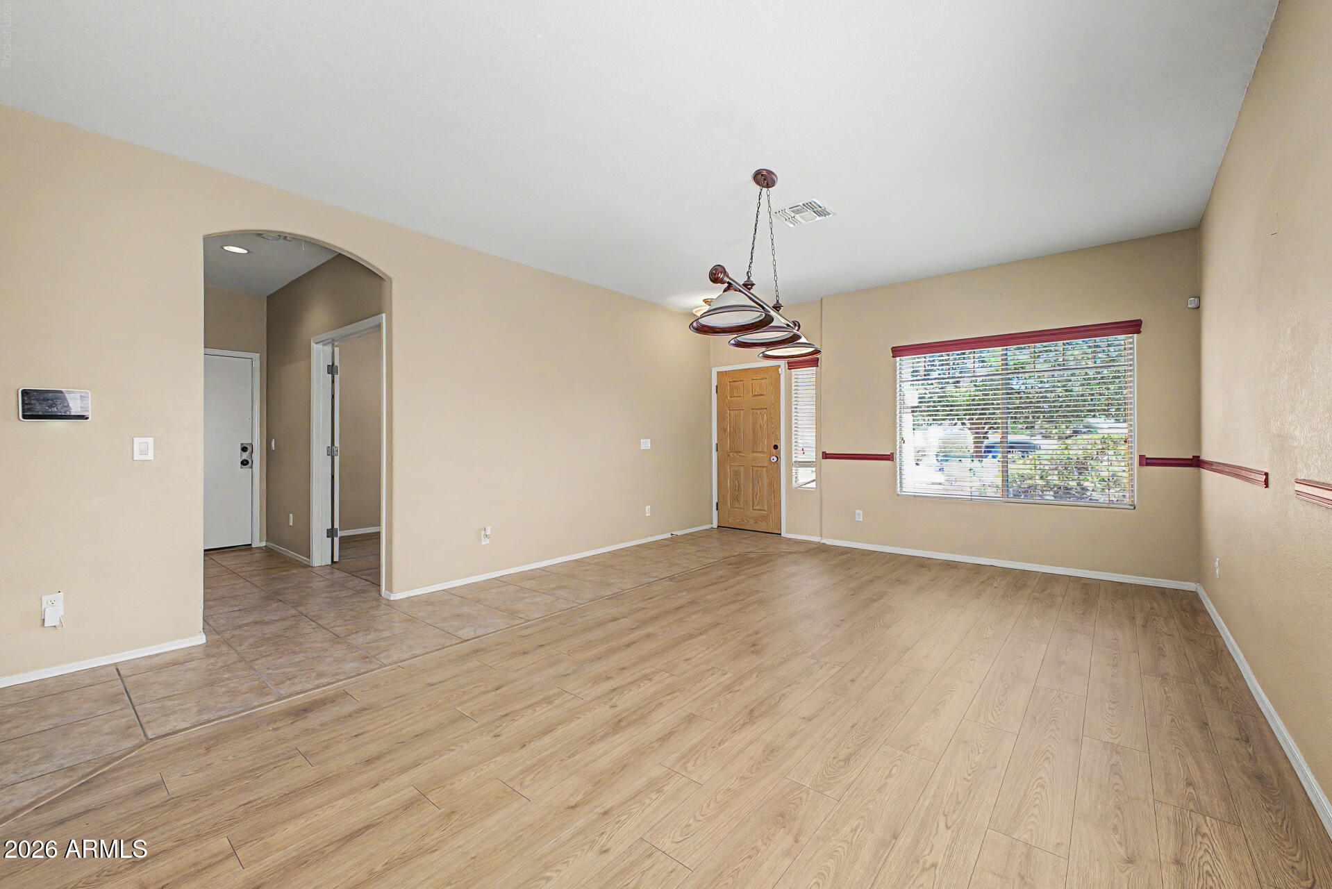 44409 W Canyon Creek Drive