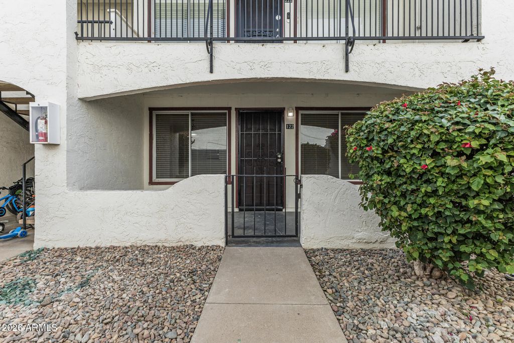 Photo of 240 S Old Litchfield Road #122, Litchfield Park, AZ 85340 (MLS # 6972855)