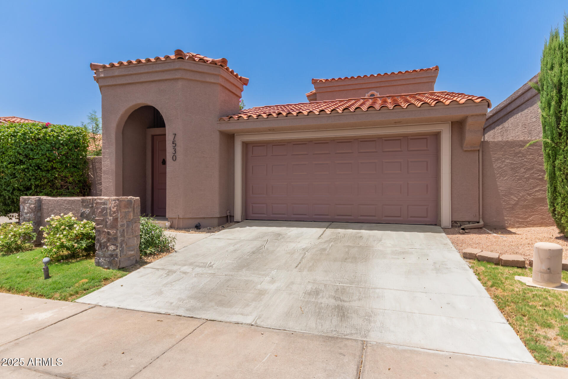 7530 N VIA DE LA SIESTA --