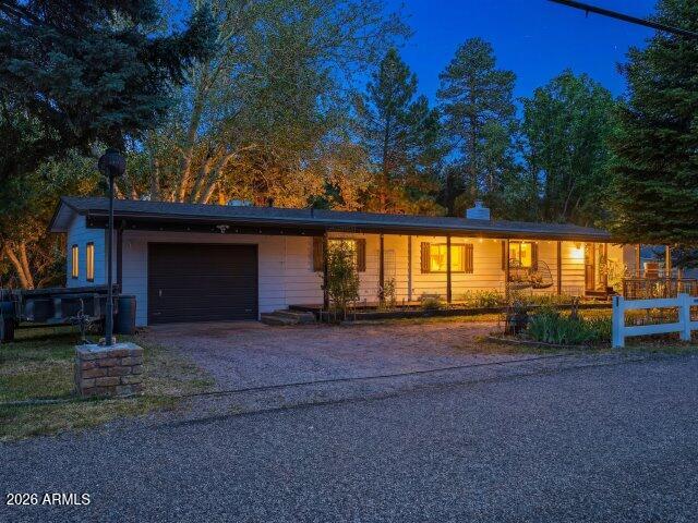 8206 W PARKINSON Drive
