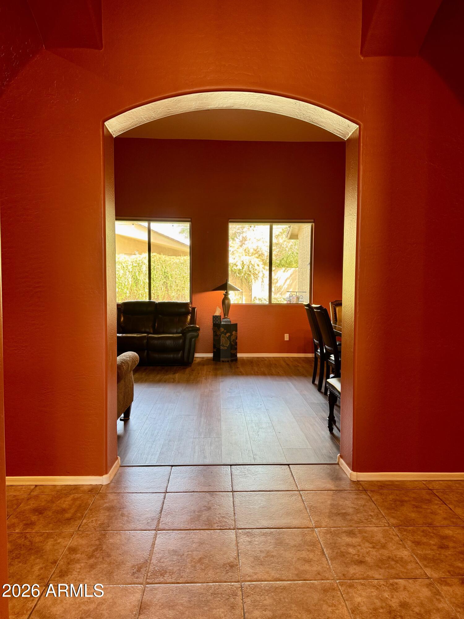 16824 W BRISTOL Lane