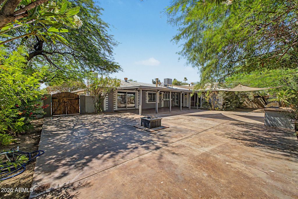 Photo of 3527 S Oak Street, Tempe, AZ 85282 (MLS # 7026864)