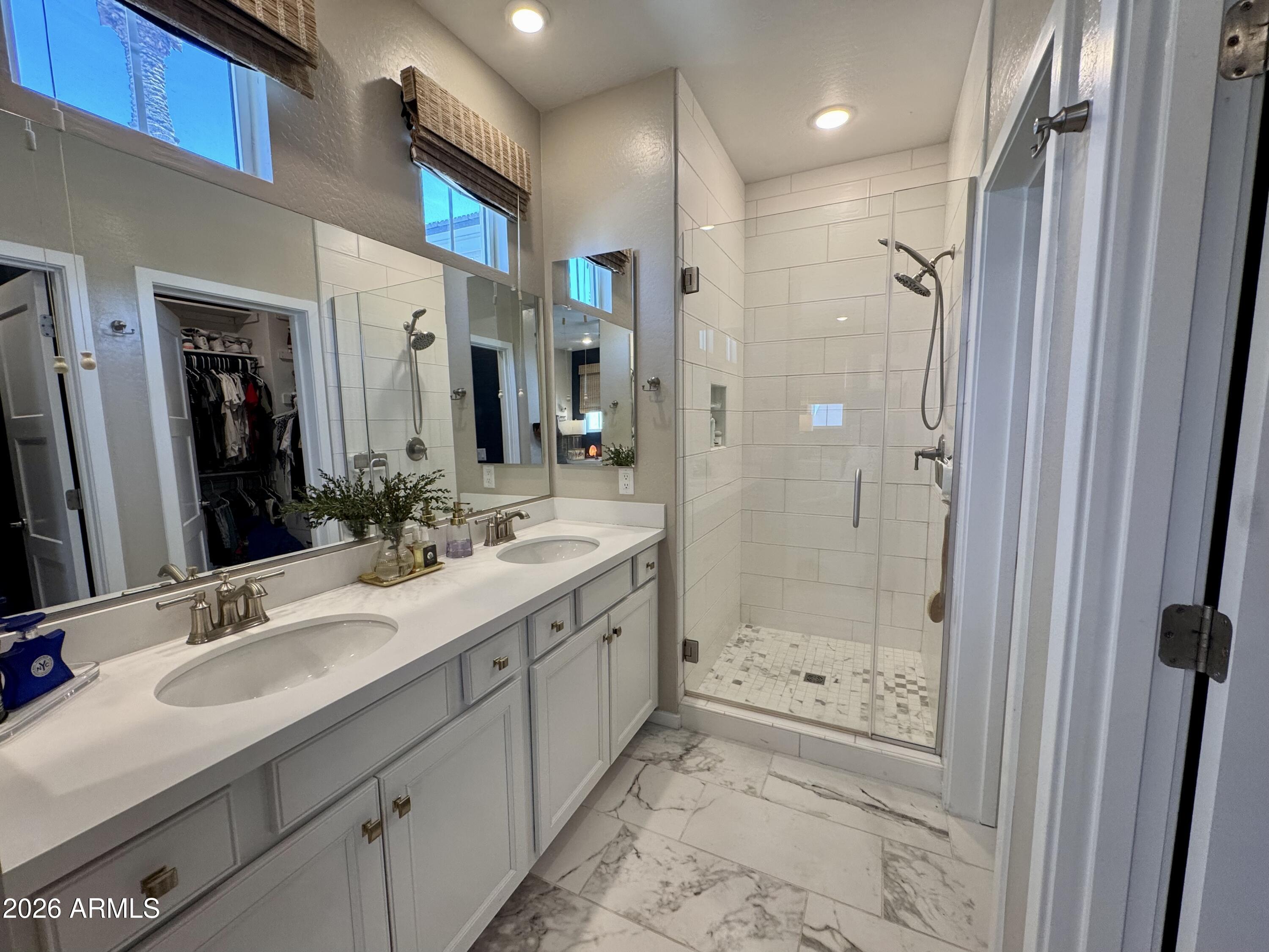 1281 W BLUEJAY Drive