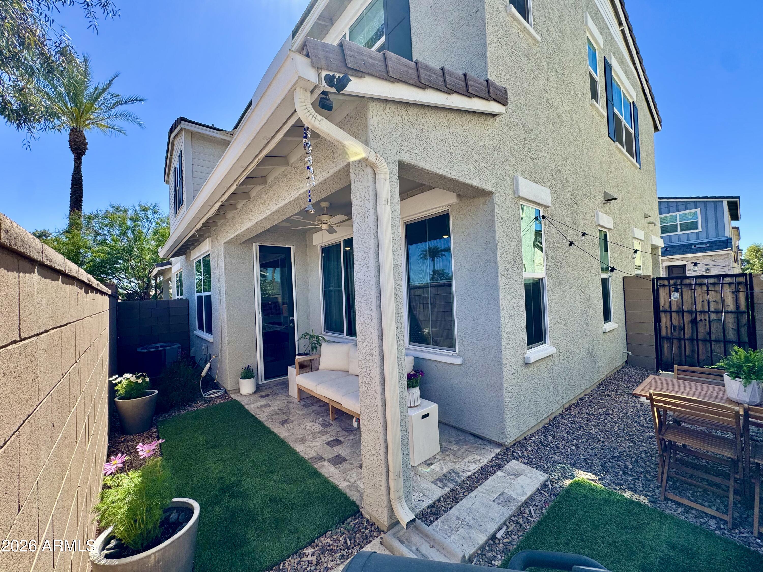 1281 W BLUEJAY Drive