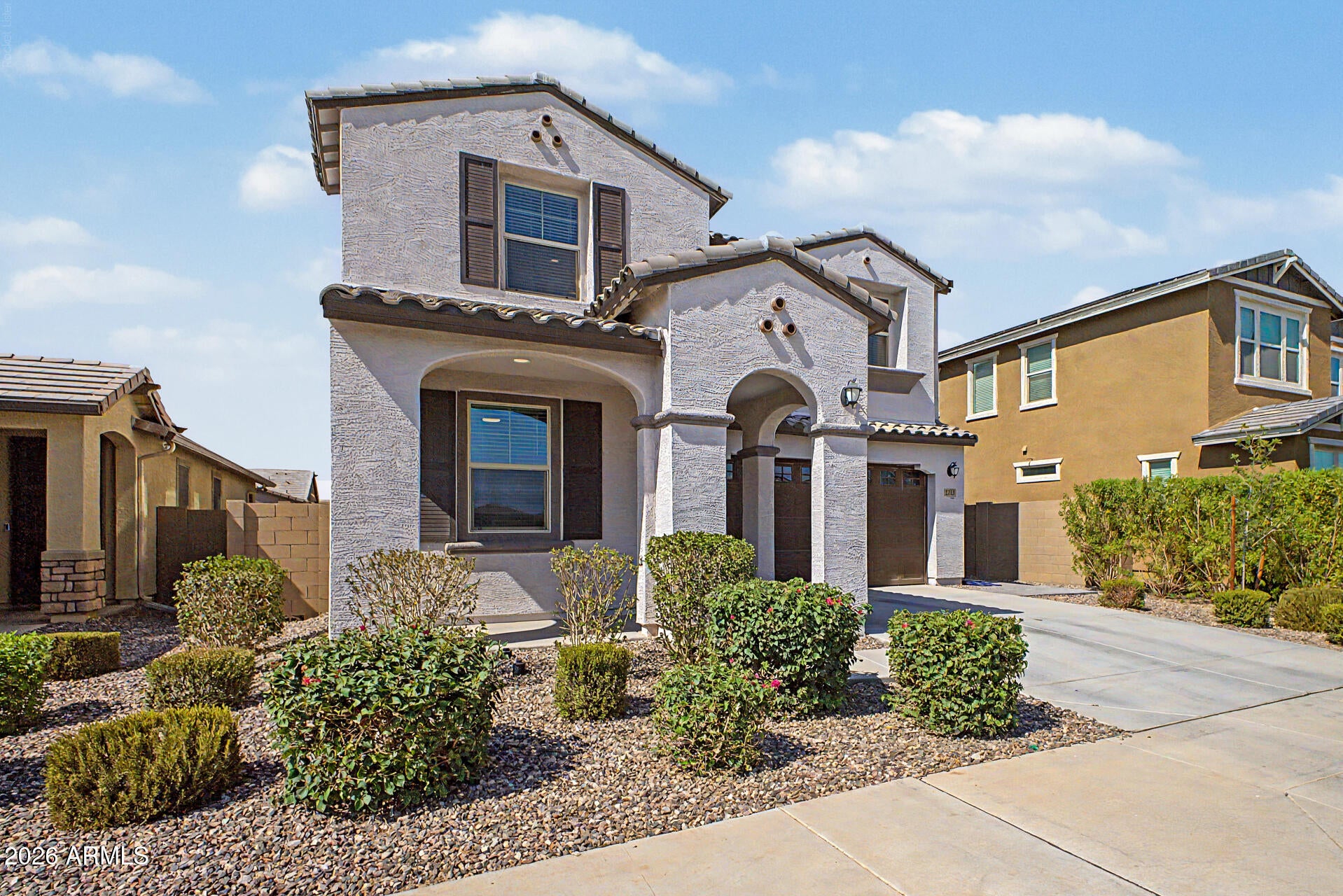2322 E PALMDALE Lane