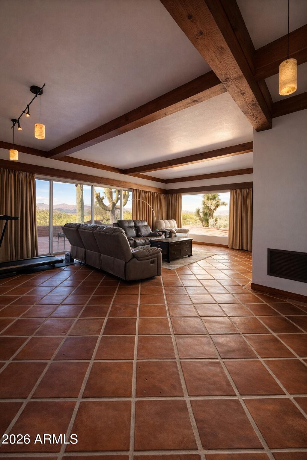 6035 E BLUE RIDGE Drive