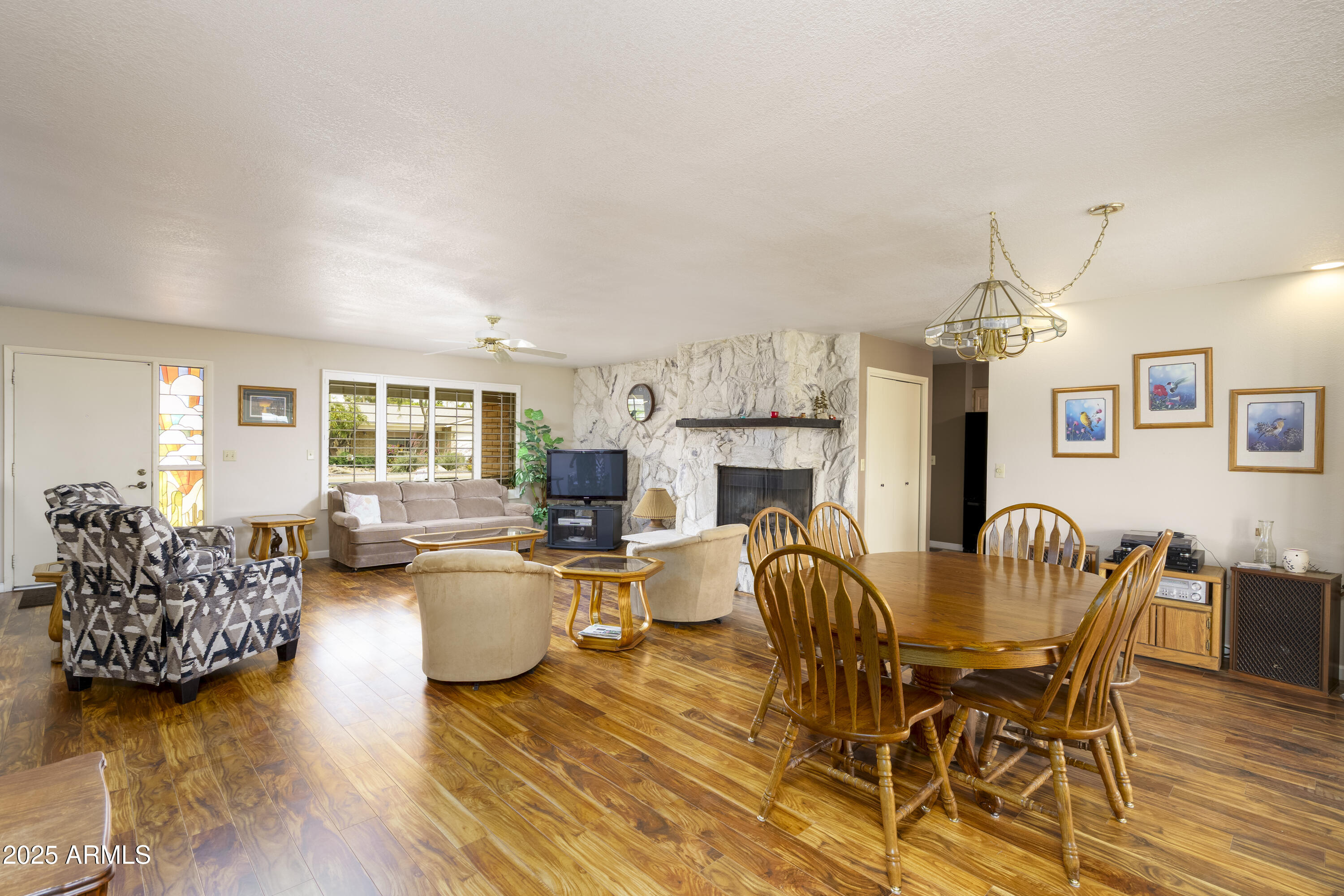 518 S RACINE --