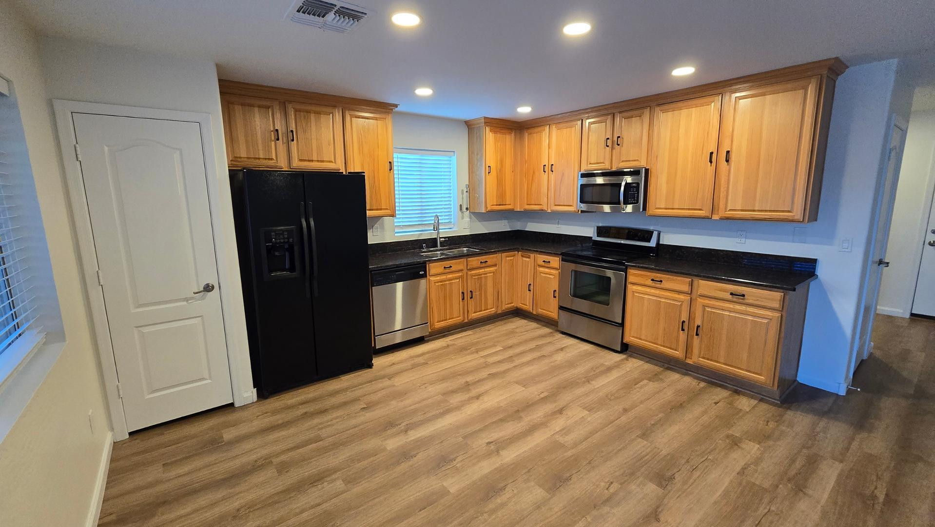 11439 W Ashley Chantil Drive