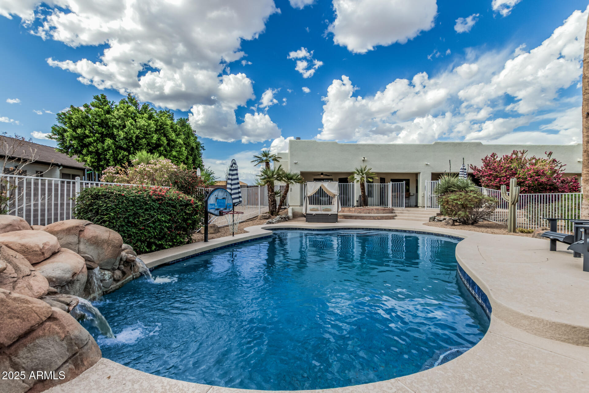 9035 W VILLA CHULA --