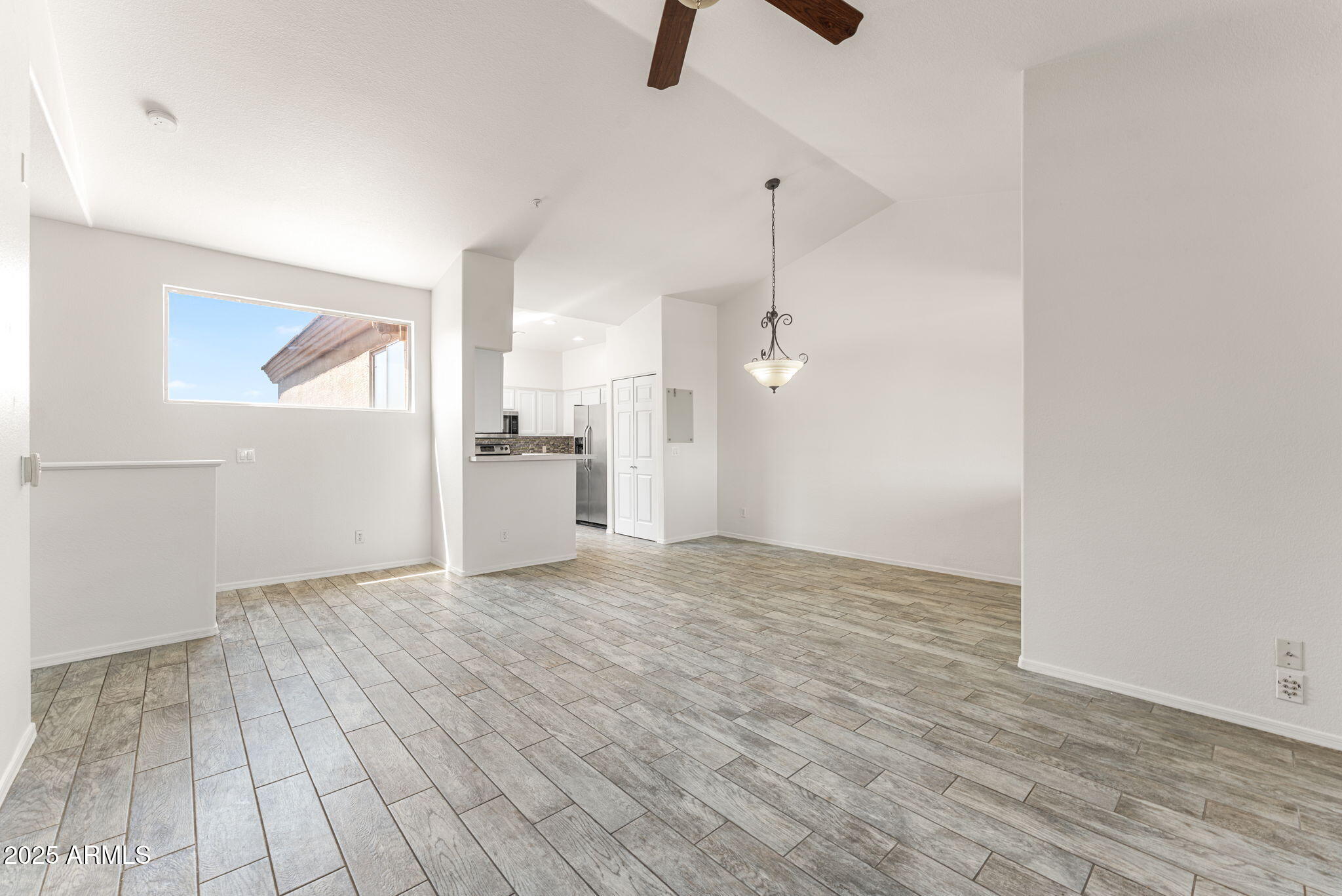 1445 E BROADWAY Road 208