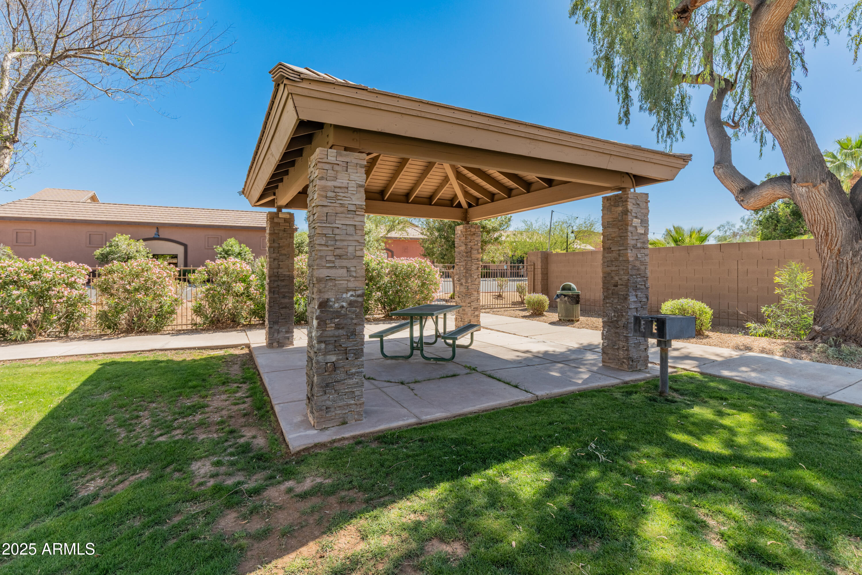 Gilbert, Arizona 85233, United States, 3 Bedrooms Bedrooms, ,2 BathroomsBathrooms,Residential,Active,95168