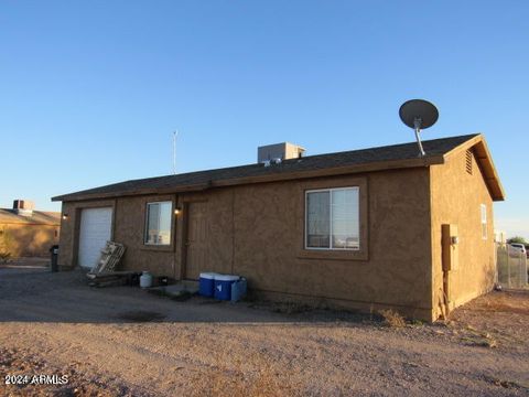 A home in Tonopah