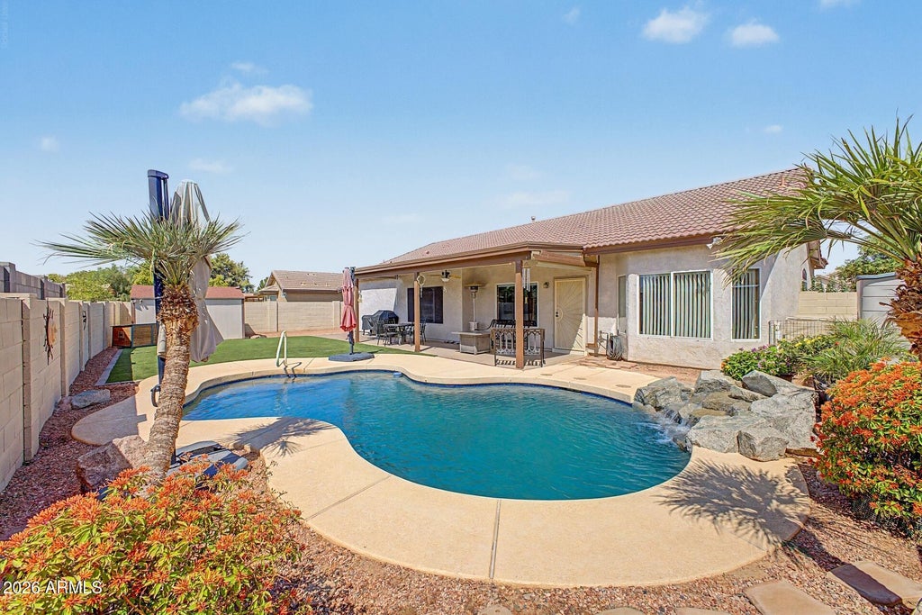 Photo of 441 E Dartmouth Drive, Casa Grande, AZ 85122 (MLS # 7074621)