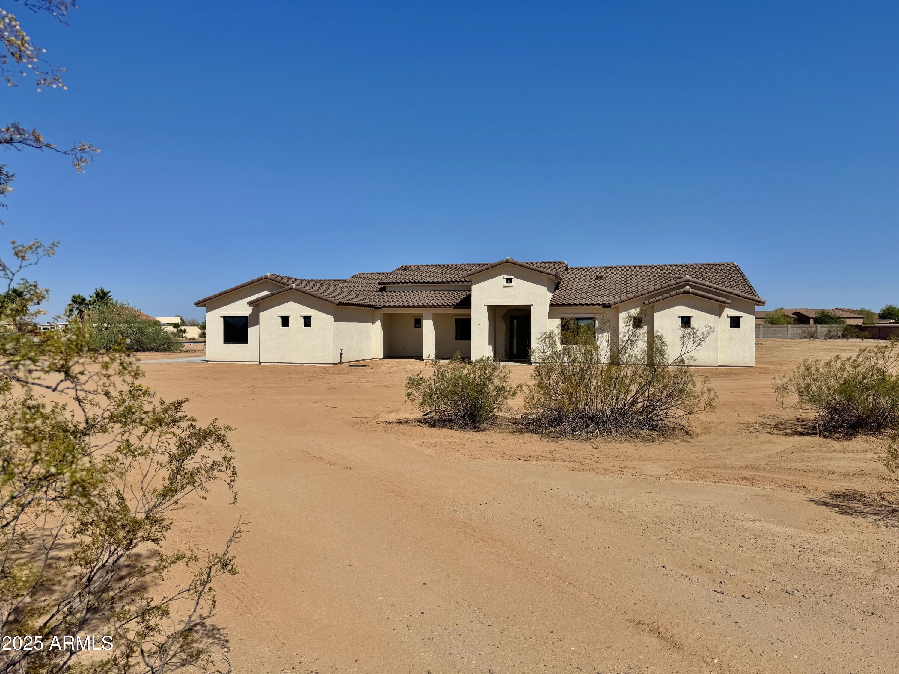 12620 W ACACIA Lane