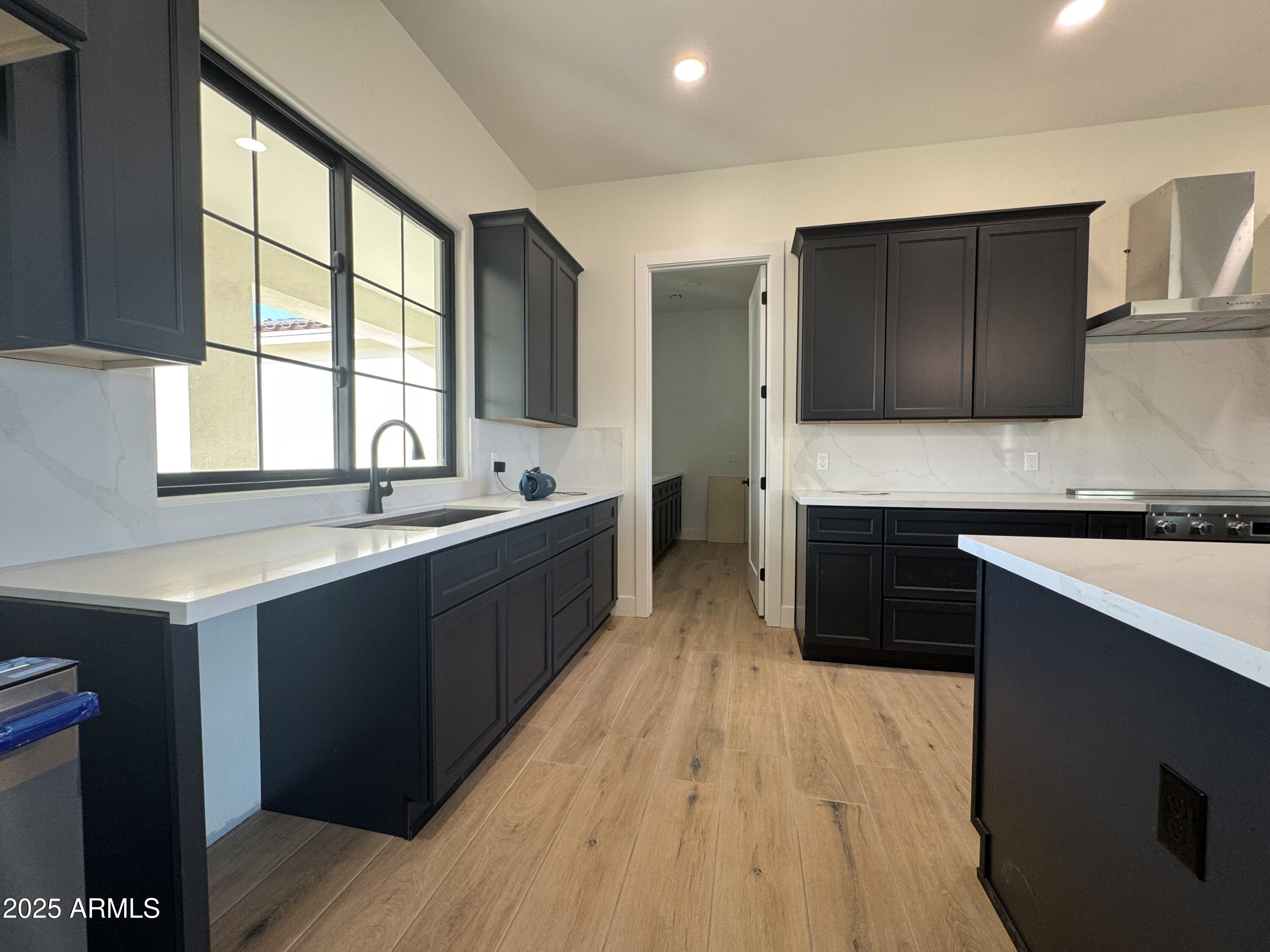 12620 W ACACIA Lane