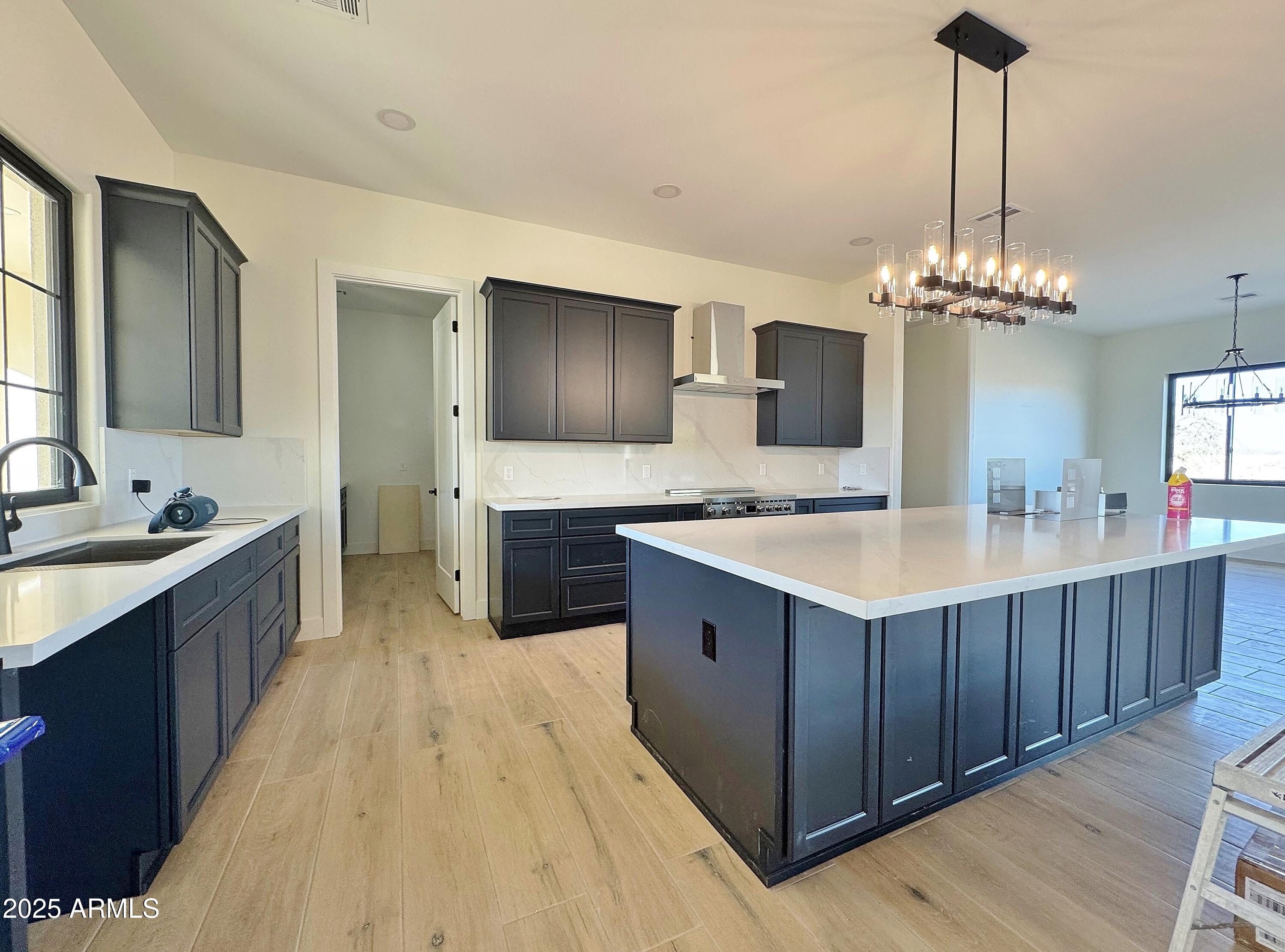 12620 W ACACIA Lane