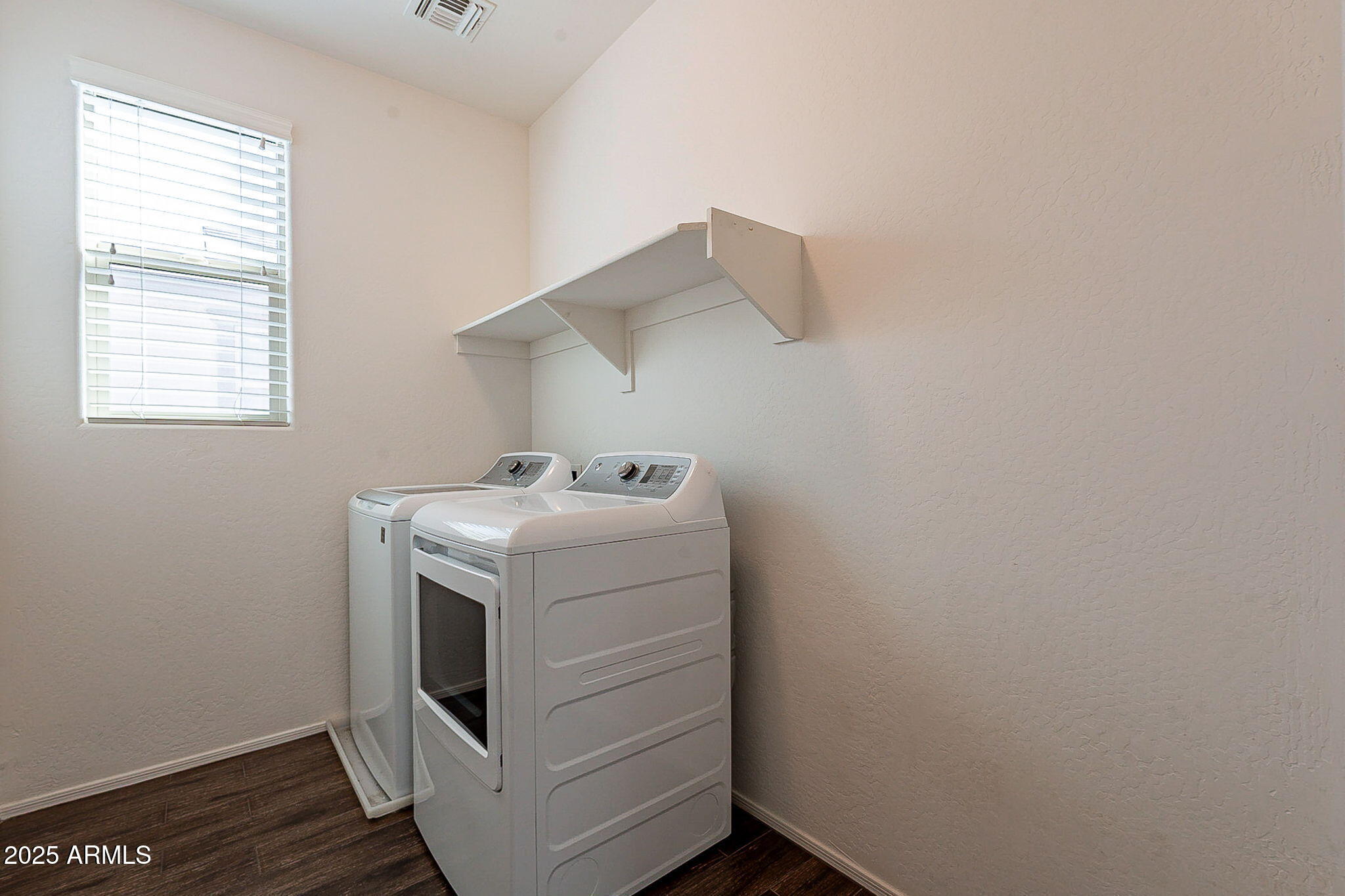 Gilbert, Arizona 85298, United States, 4 Bedrooms Bedrooms, ,3 BathroomsBathrooms,Residential,Active,1107